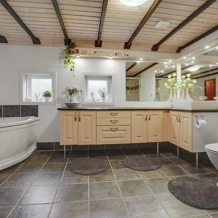 Vakantiehuis Holiday Chiuvana - 30km From The Sea In Western Jutland By Interhome